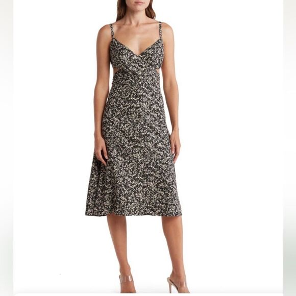 Melrose and Market Dresses & Skirts - Melrose and Market Cross Front Cutout Midi Dress
